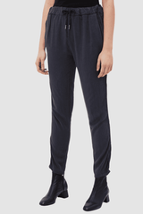 Pantalón jogger mujer, pants, pantalón fluido, tiro alto, cintura elástica ajustable, fit recto, tejido ligero y cómodo, color negro, talla S, look casual u oficina, blusas o botines, versatilidad, más colores ✅Entrega 24/48h