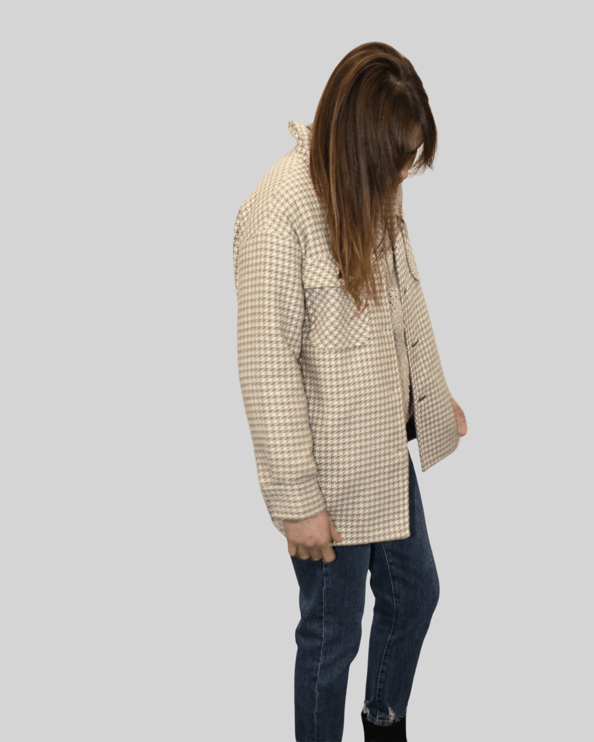 Chaqueta mujer tweed, sobrecamisa houndstooth, poliéster suave, bolsillos tapeta, corte recto, estilo casual urbano, abotonada, tonos beige, talla S, versátil cómoda elegante look diario ✅Entrega 24/48h