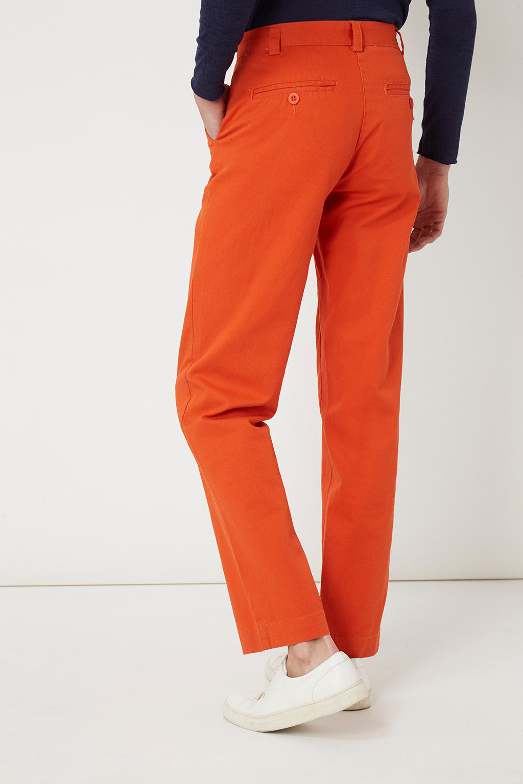 Pantalón recto casual hombre, estilo clásico, algodón suave, bolsillos laterales, fit cómodo, ideal día a día, color naranja, talla 38 disponible, look versátil oficina, fácil combinar ✅Entrega 24/48h