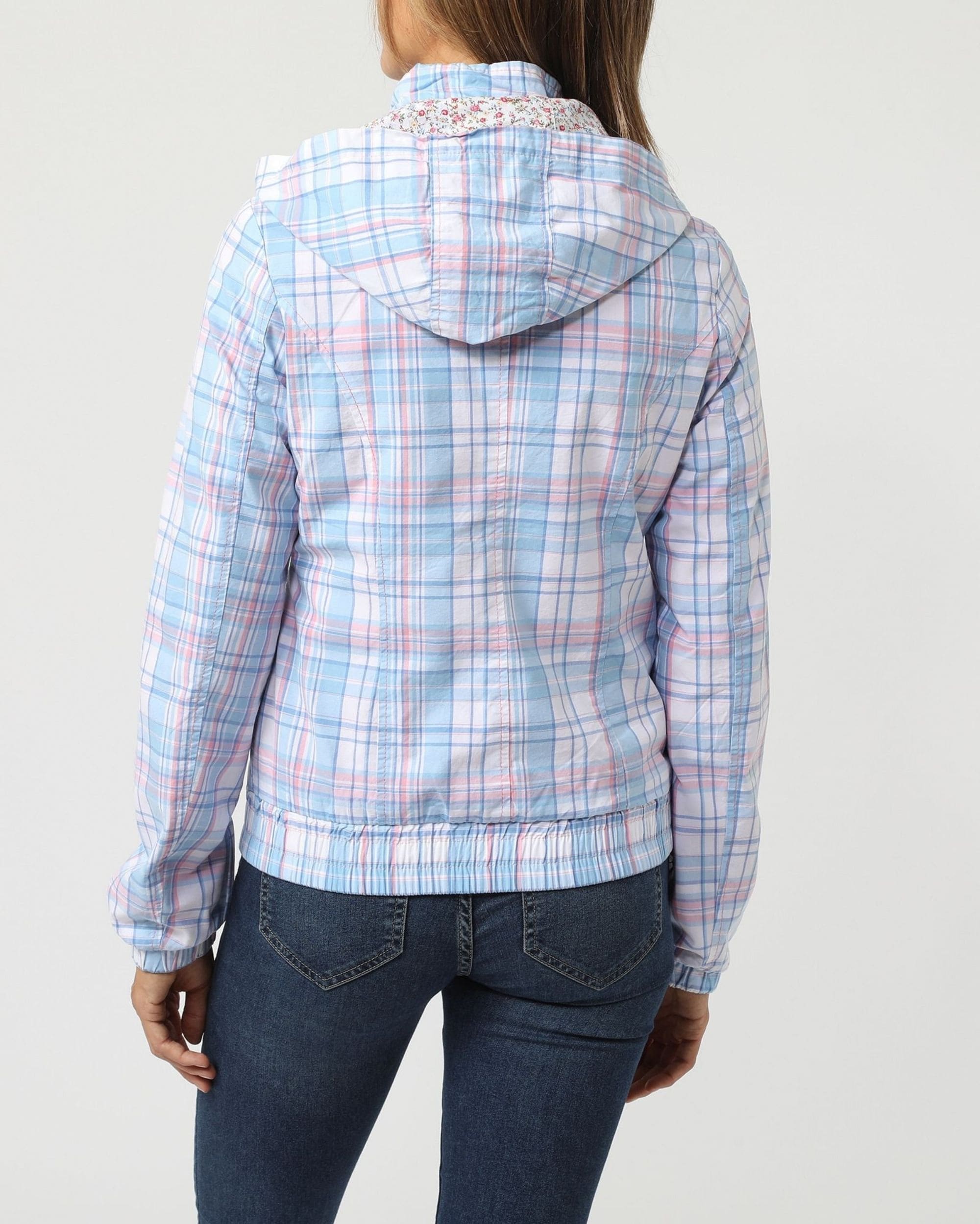 Cazadora mujer, jacket, chaqueta cuadros, manga larga, capucha extraíble, cierre cremallera, bolsillos delanteros, diseño casual, estilo juvenil, talla L, color azul pastel, ligera, cómoda, ideal entretiempo ✅Entrega 24/48h