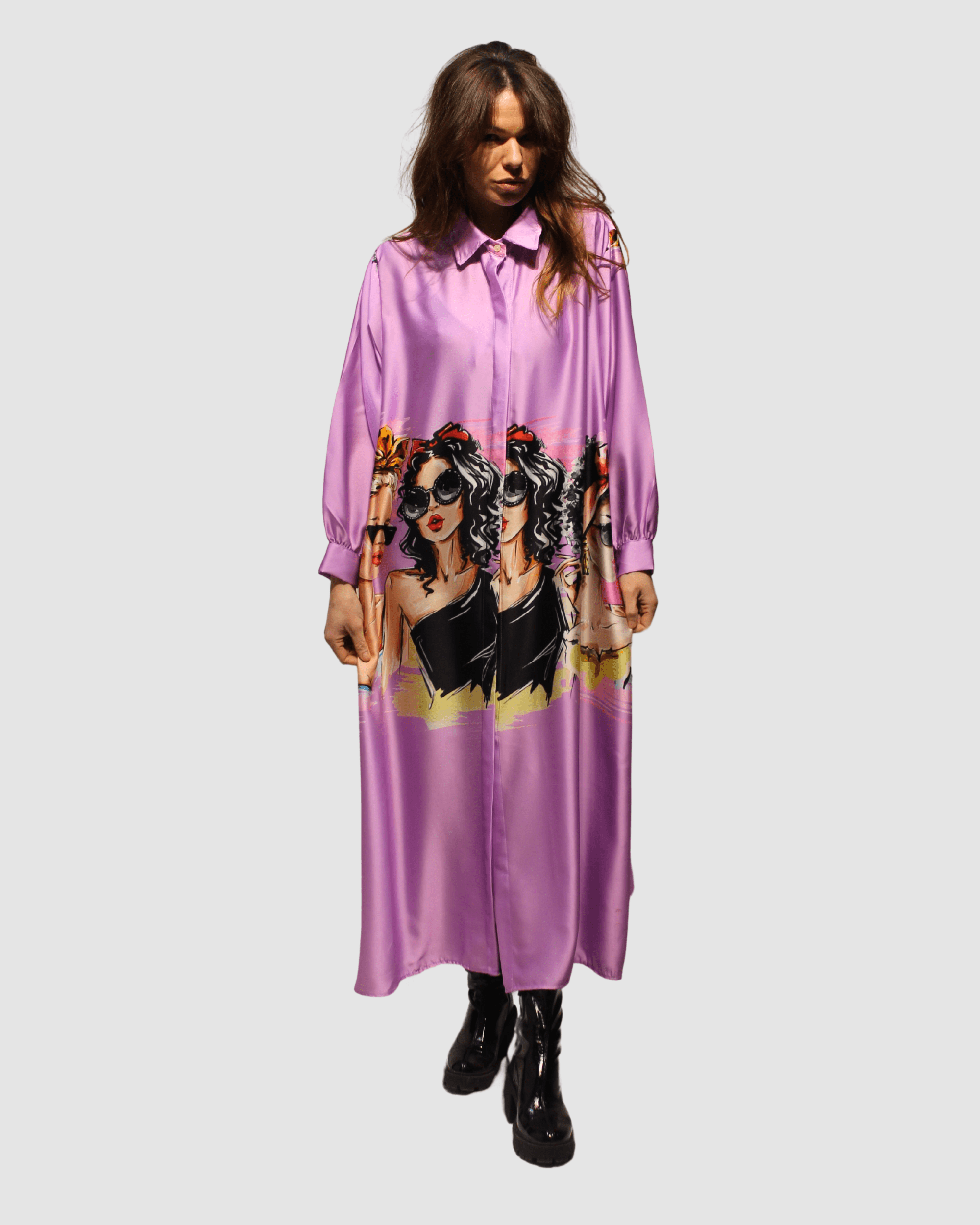 Vestido largo camisero satinado, dress mujer ilustración artística, diseño urbano elegante, corte recto, tela suave fluida, manga larga, color lila, talla S, look versátil y cómodo ✅Entrega 24/48h