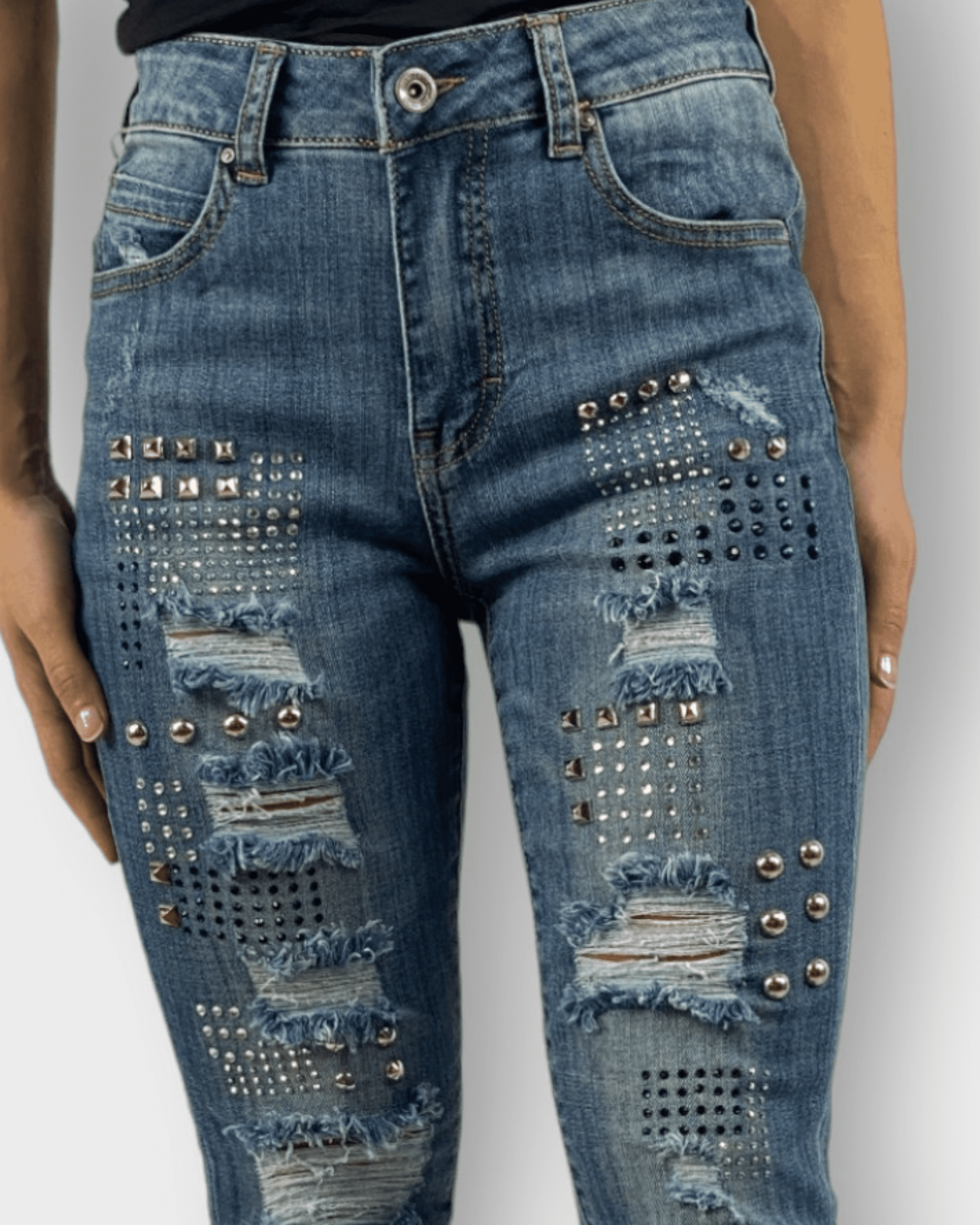 Jeans skinny mujer, pantalón denim azul desgastado, rotos y tachuelas, estilo urbano, ajustado, diseño moderno, casual, cómodo, disponible talla 34, ideal outfits diarios, versátil, tendencia 2024, ✅Entrega 24/48h