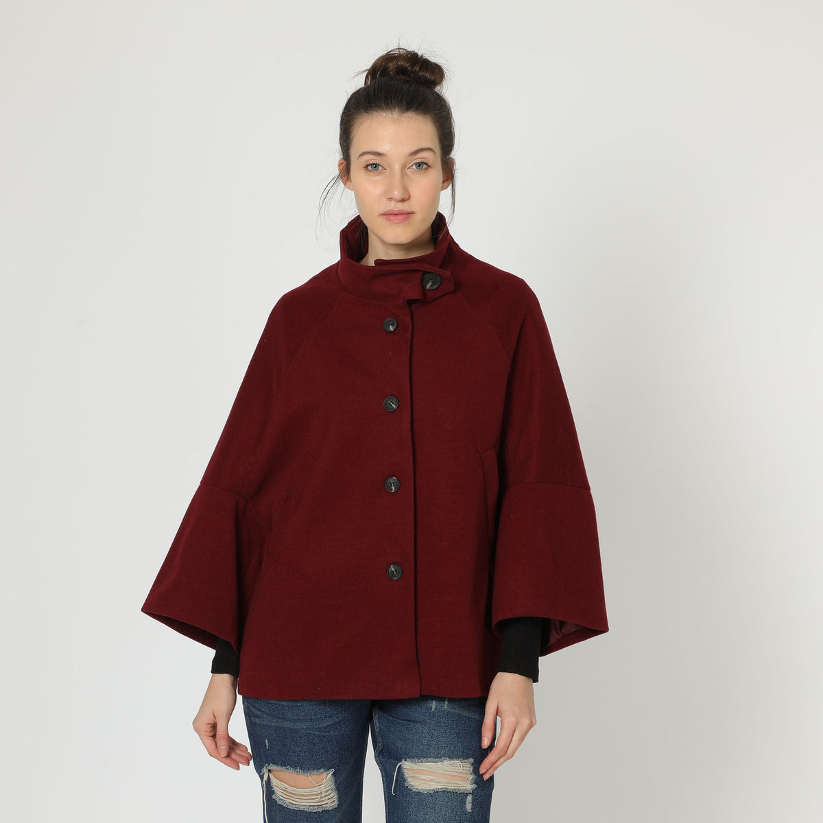 Capa corta femenina abotonada, abrigo estilo capa, diseño cuello alto, manga ancha, tejido suave, color burdeos, elegante y cómodo, ideal urbano, talla S/M, varios colores, look sofisticado ✅Entrega 24/48h