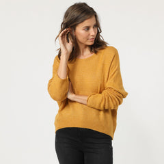 Jersey mujer punto suave, sweater, modelo Love & Money P9211, cuello redondo amplio, manga larga, corte relaxed, color amarillo, talla única, versátil, confortable, ideal entretiempo, look casual chic ✅Entrega 24/48h