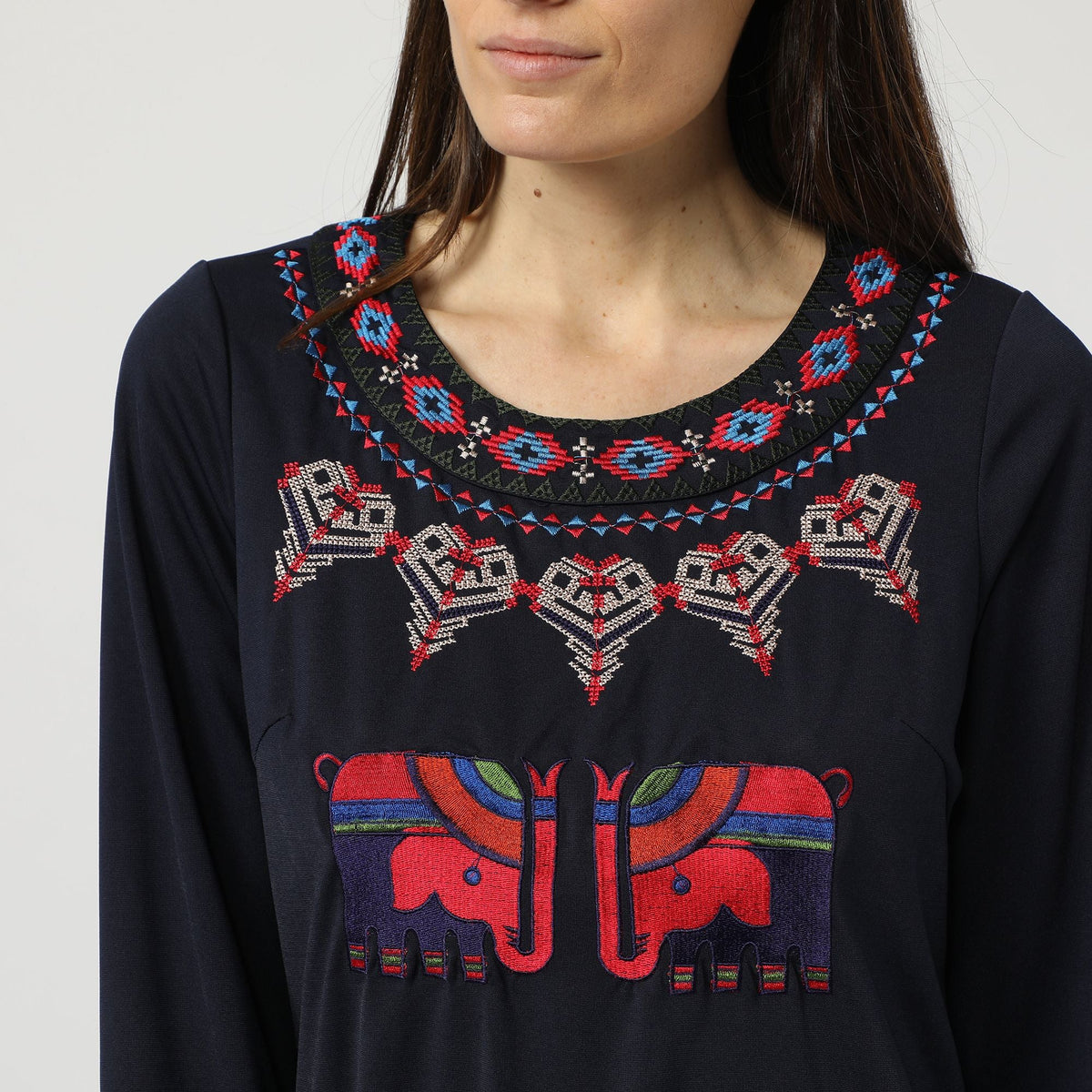 Vestido bohemio, dress bordado artesanal manga larga cuello redondo azul marino talla 38, moderno cómodo versátil, ideal eventos casuales urbanos, bordado étnico, look fresco, moda femenina ✅Entrega 24/48h