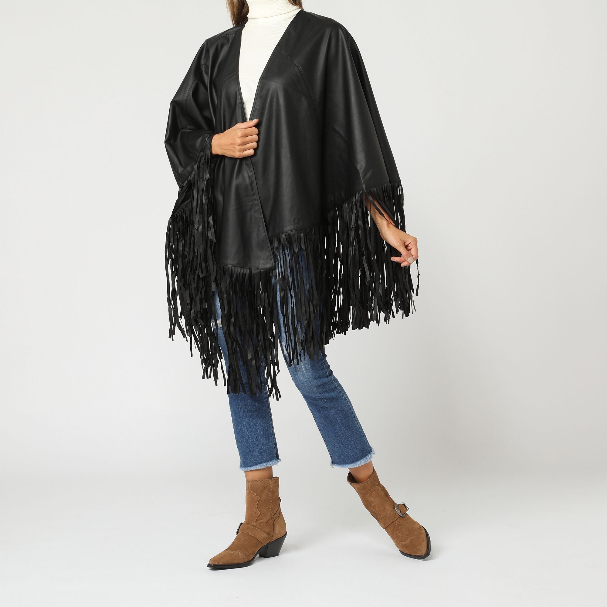 Poncho mujer kimono flecos urbano elegante versátil efecto piel, chaqueta exterior ligera, estilo moderno, color negro, talla L, outfit fácil de combinar, look sofisticado, ideal entretiempo ✅Entrega 24/48h