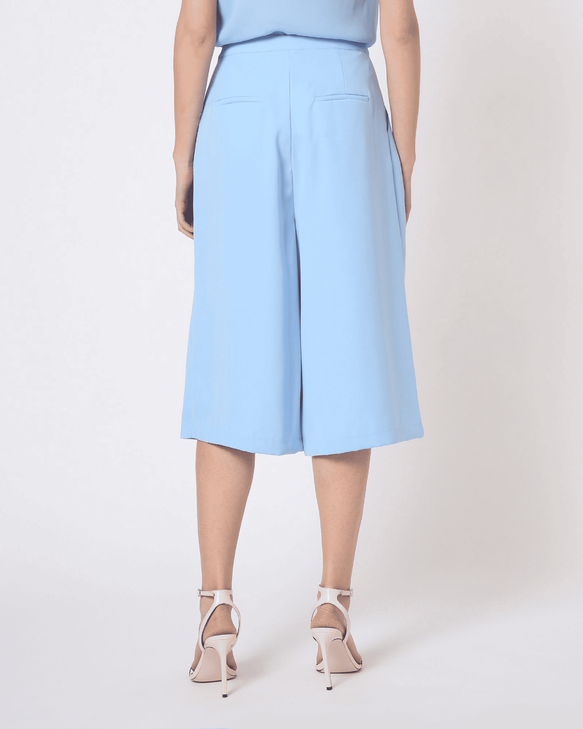 Bermuda mujer fluida, short palazzo pierna ancha, tejido ligero elegante, tiro alto, azul claro, talla XS, look moderno, cómodo y versátil, estilo casual oficina salidas urbanas ✅Entrega 24/48h