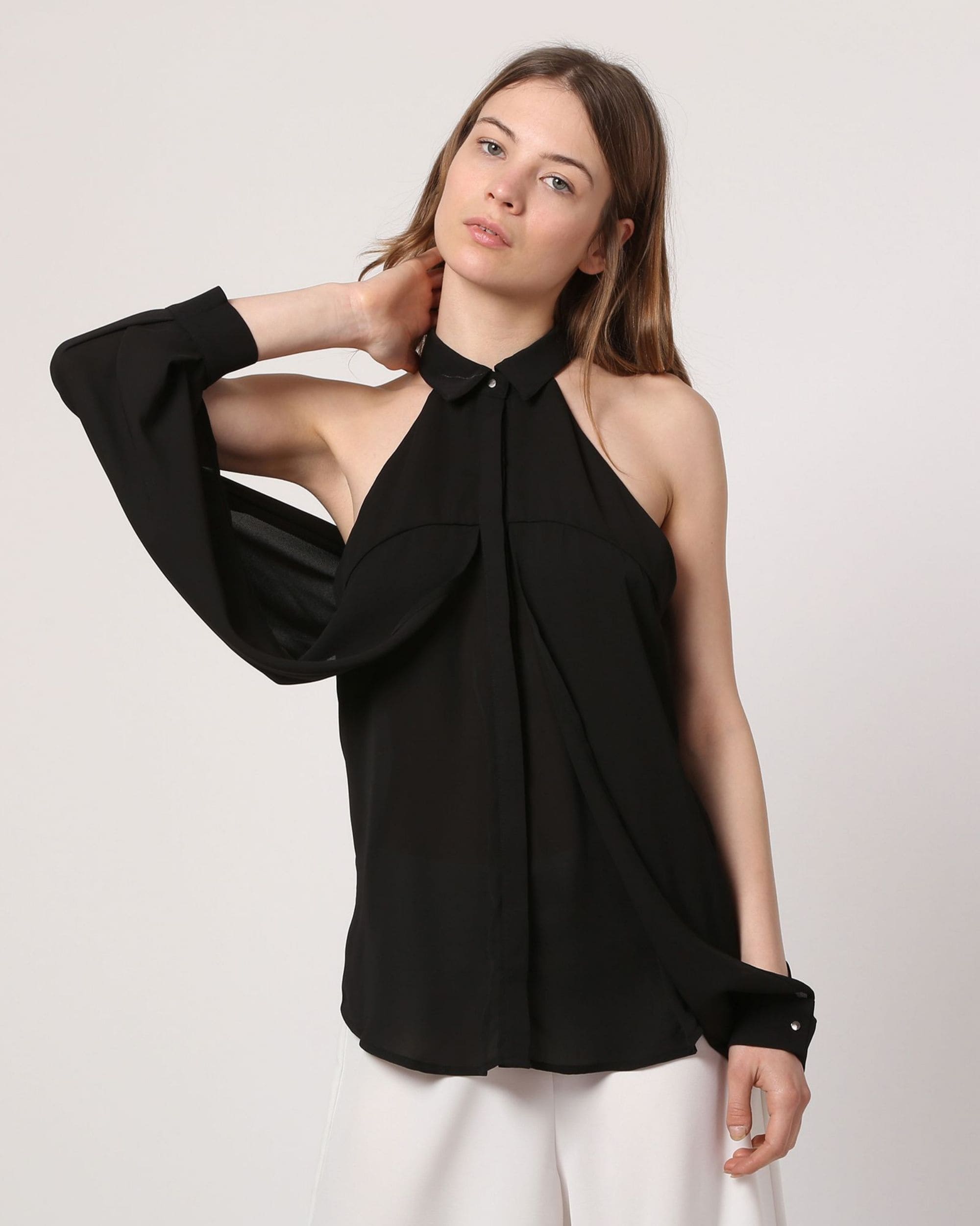 Blusa elegante mujer fluida sin hombros, top camisero negro, manga vuelo, corte holgado, versátil, ligera, talla S, outfit casual oficina noche fiesta, fresca y cómoda ✅Entrega 24/48h