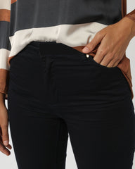 Pantalón 5 bolsillos