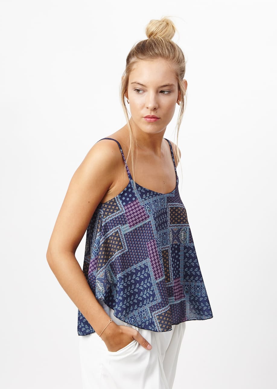 Blusa mujer tirantes bohemia top ligero estilo patchwork geométrico cómoda fresca ideal verano urbana casual talla L azul viscosa versátil combina jeans sandalias modernas ✅Entrega 24/48h