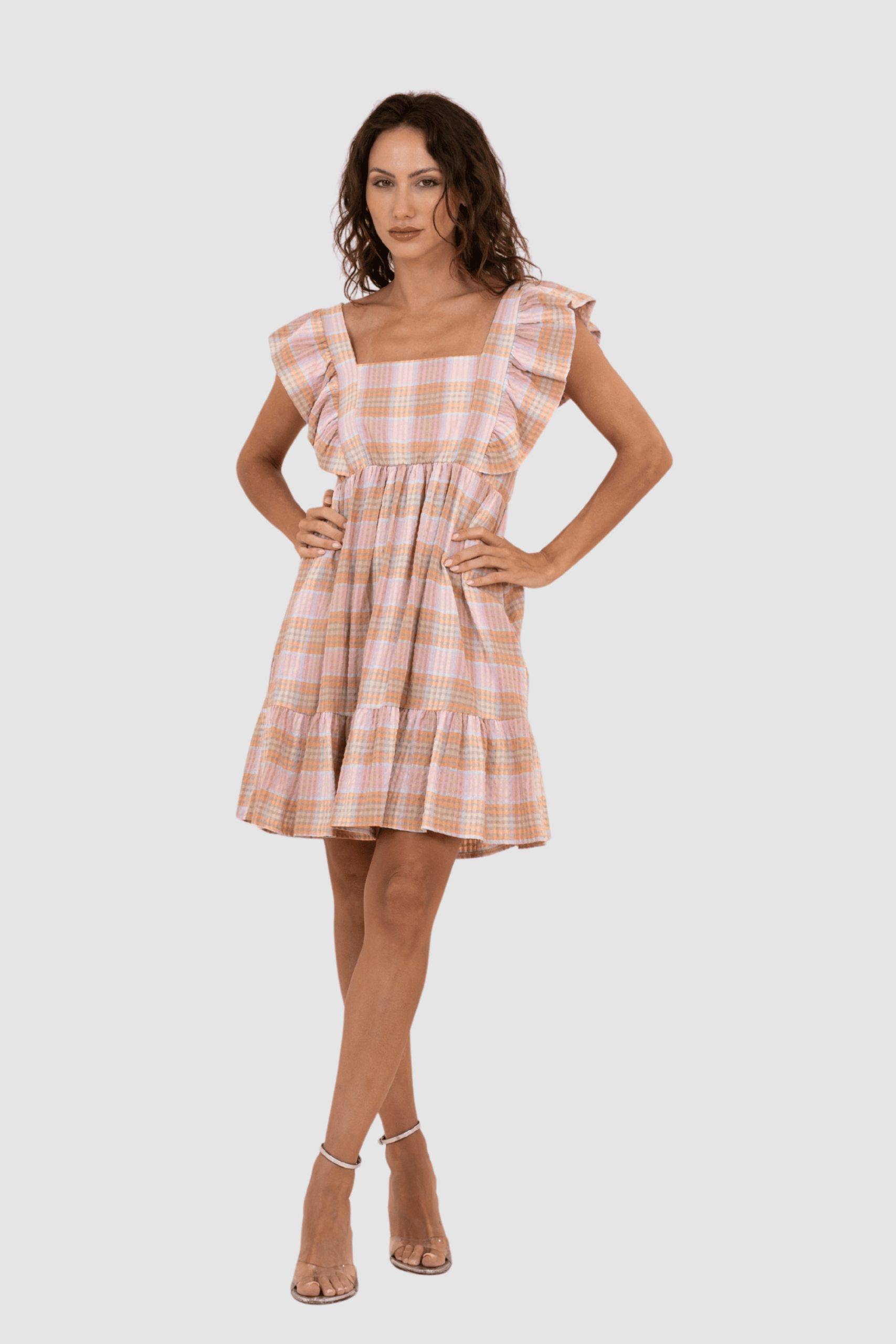 Vestido de cuadros multicolor con volantes