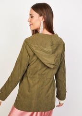 Abrigo trench gabardina mujer, chaqueta impermeable, capucha, solapa amplia, cinturón desmontable, manga larga ajustable, bolsillos laterales, color verde oliva, talla L, versátil y cómoda ✅Entrega 24/48h