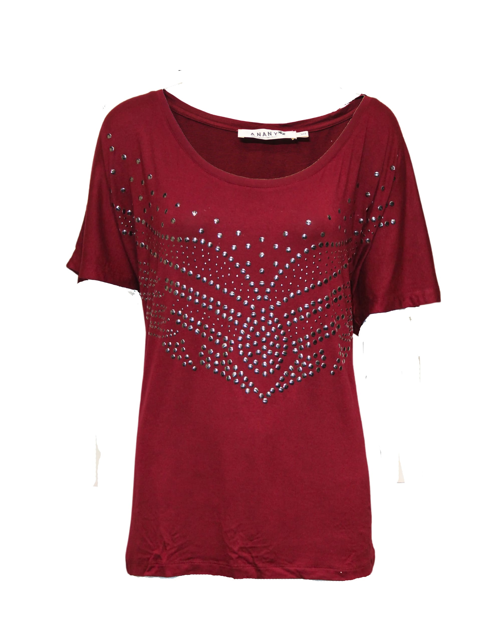 Camiseta con tachuelas