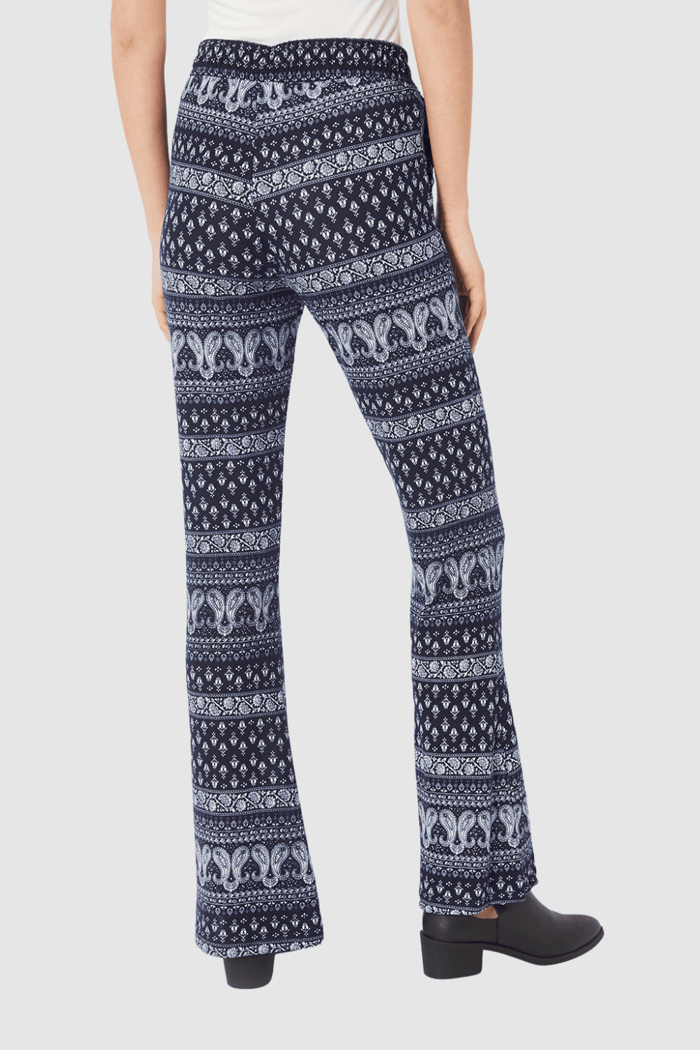 Pantalón flare bohemio, pantalón acampanado mujer, estilo floral, talle alto, modelo ligero y suave, realza figura, ideal look urbano/relajado, color azul marino, talla 38, cómodo y versátil ✅Entrega 24/48h