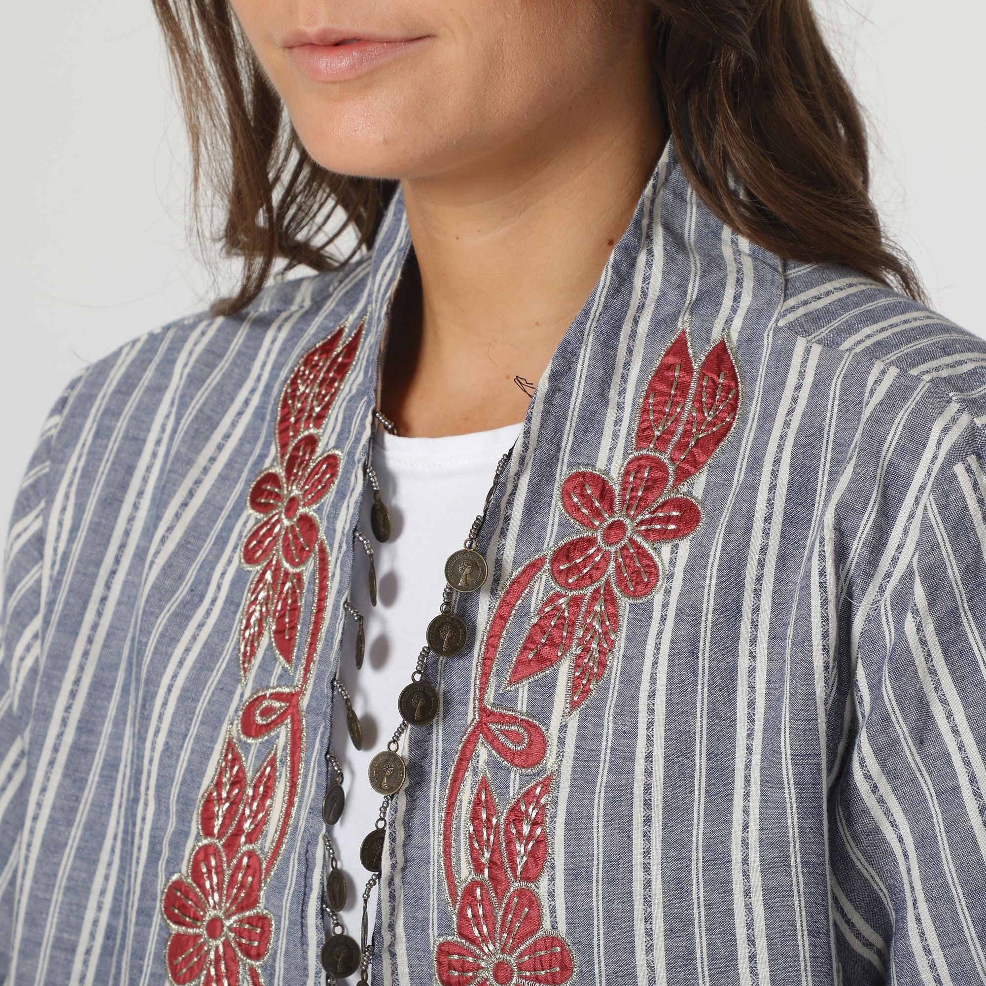 Blazer mujer rayas bordado floral chaqueta ligera algodón estilo casual elegante diseño exclusivo, manga larga, ideal oficina eventos, color gris, talla 38, cómodo y versátil, perfecto entretiempo ✅Entrega 24/48h