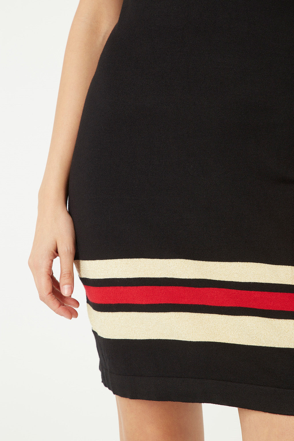 Vestido corto casual, dress femenino diseño camiseta, manga corta, rayas decorativas deportivas, tejido ligero negro, talla 38, cómodo, versátil, ideal día a día y eventos. 42 colores disponibles. ✅Entrega 24/48h