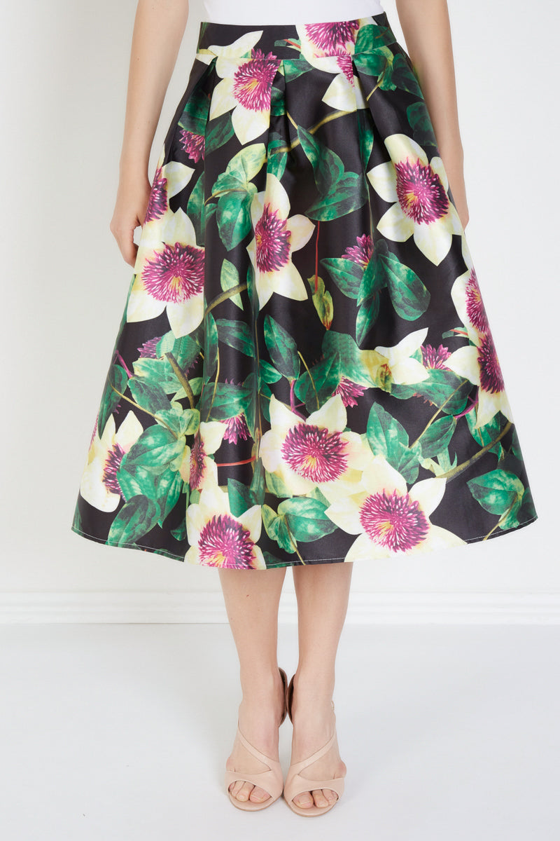 Falda midi elegante satinada floral tropical, skirt outfit, diseño amplio cómodo, fondo negro, ideal oficina eventos, sofisticada moderna, talla 38, fresca y versátil, estampado llamativo, ✅Entrega 24/48h