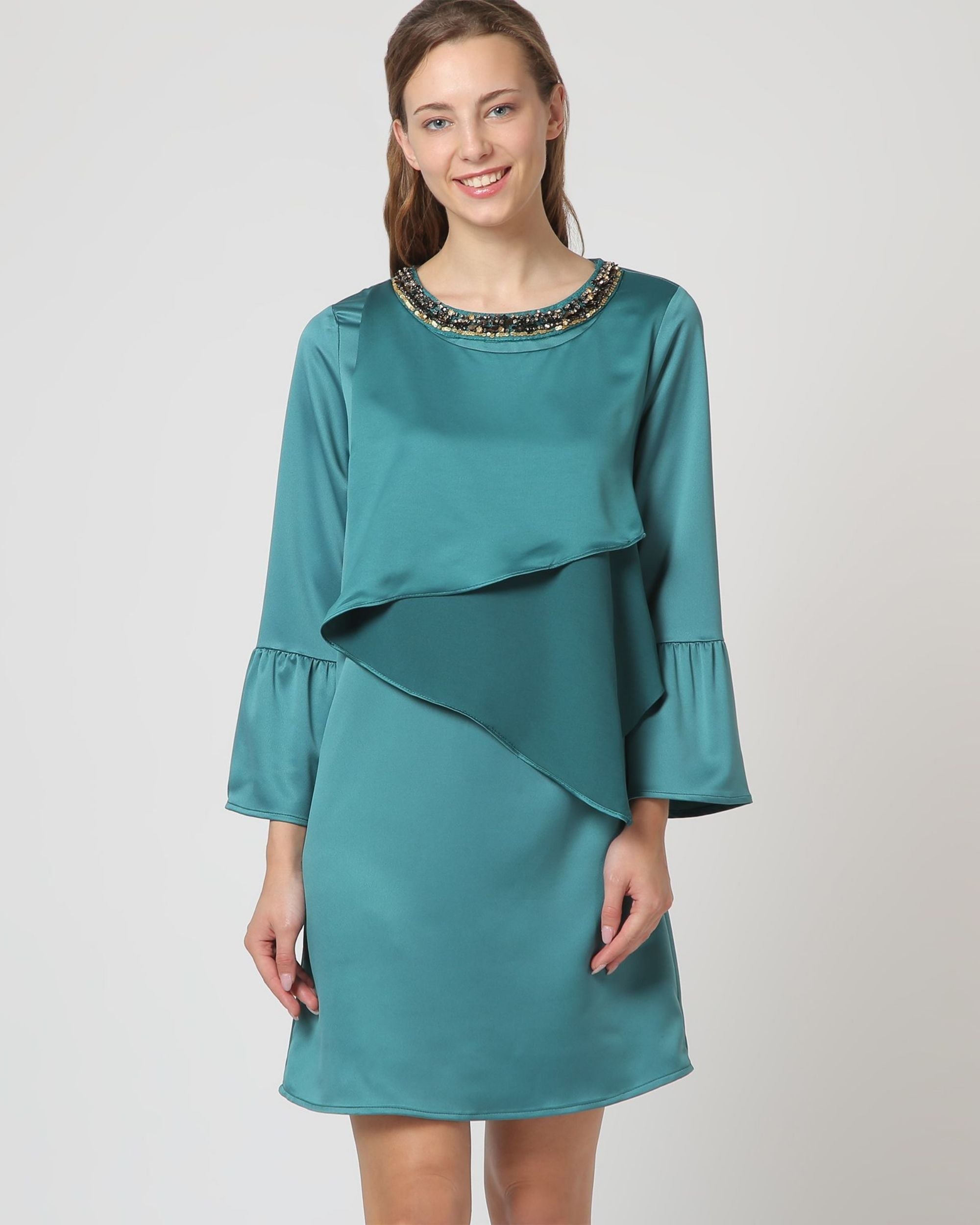 Vestido elegante satinado outfit dress diseño asimétrico cuello joya manga campana corte recto estilo sofisticado color verde petróleo talla 38 cómodo versátil ideal eventos fiestas accesorios ✅Entrega 24/48h