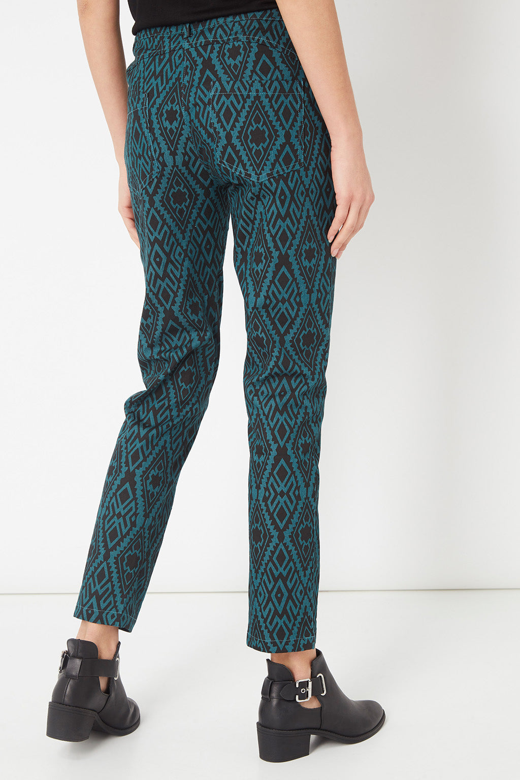 Pantalón slim fit mujer, pantalones estampados, corte ajustado, diseño geométrico moderno, tejido ligero, estilo urbano, elegante, color verde, talla 38, ideal fiesta oficina, tendencia ✅Entrega 24/48h