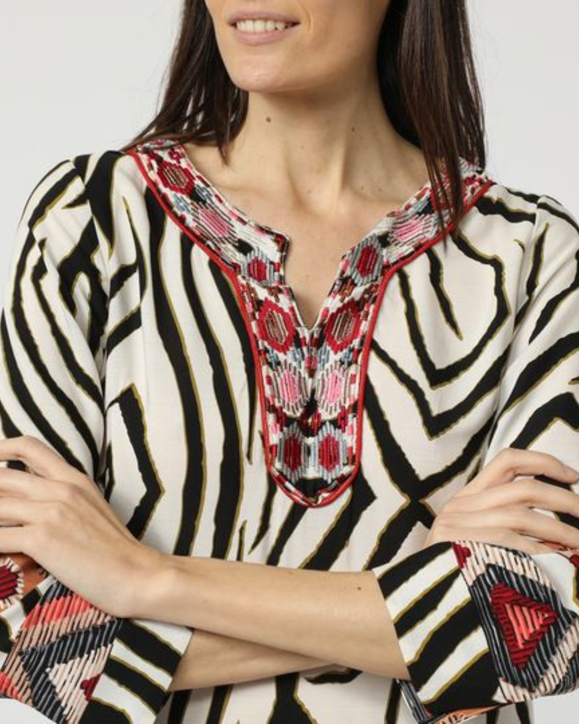 Vestido mujer, dress, outfit estampado cebra multicolor, cuello tunecino, manga tres cuartos, tejido ligero, corte recto, cómodo, versátil, elegante, talla 38, moda casual, estilo único ✅Entrega 24/48h
