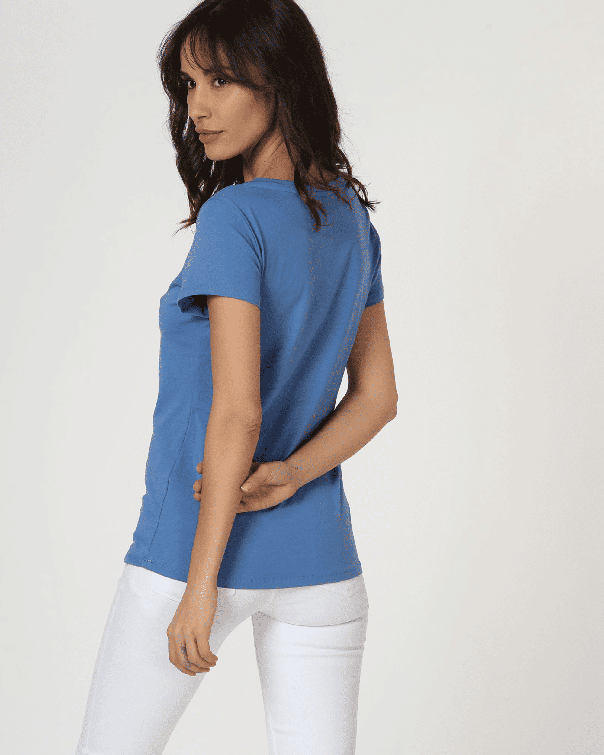 Camiseta mujer, t-shirt, top urbano algodón suave, estampado floral ilustrado, manga corta, cuello redondo, estilo casual, frescura y comodidad, talla 38, color azul vibrante, ideal primavera-verano ✅Entrega 24/48h