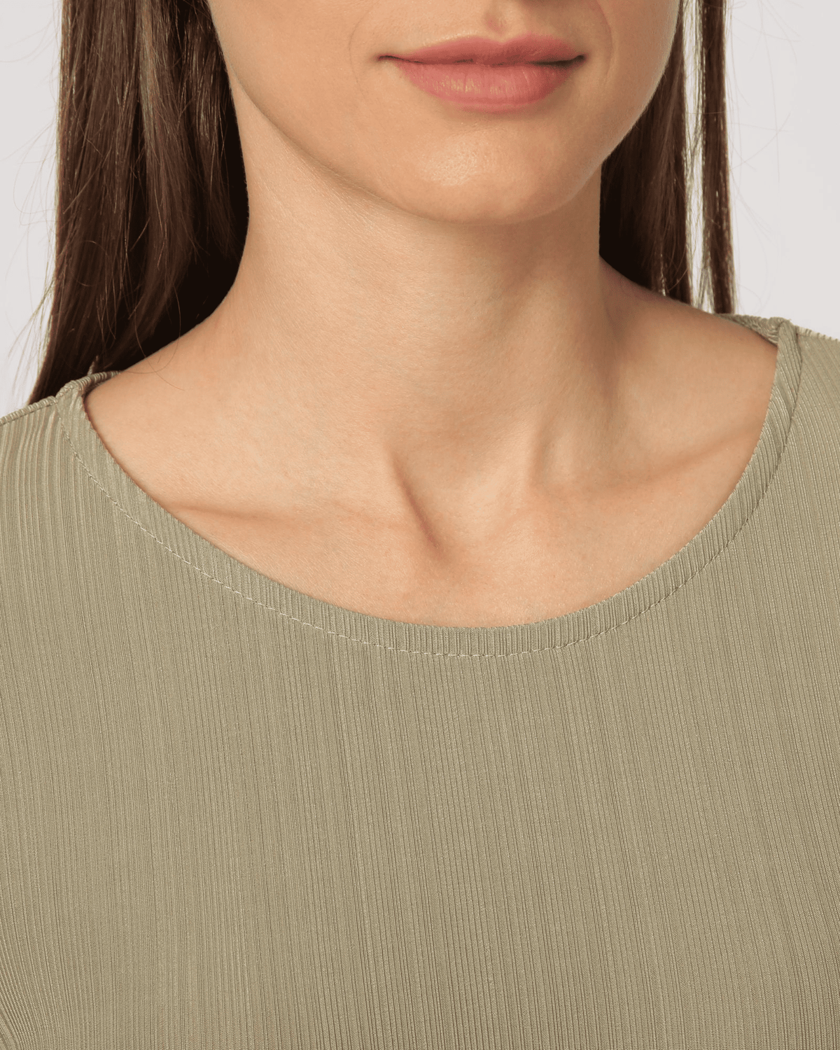 Blusa mujer manga larga elegante, top plisado, textura ligera, corte recto, versátil, talla 38, ideal oficina y casual, fácil de combinar, color verde oliva, cómoda y sofisticada ✅Entrega 24/48h