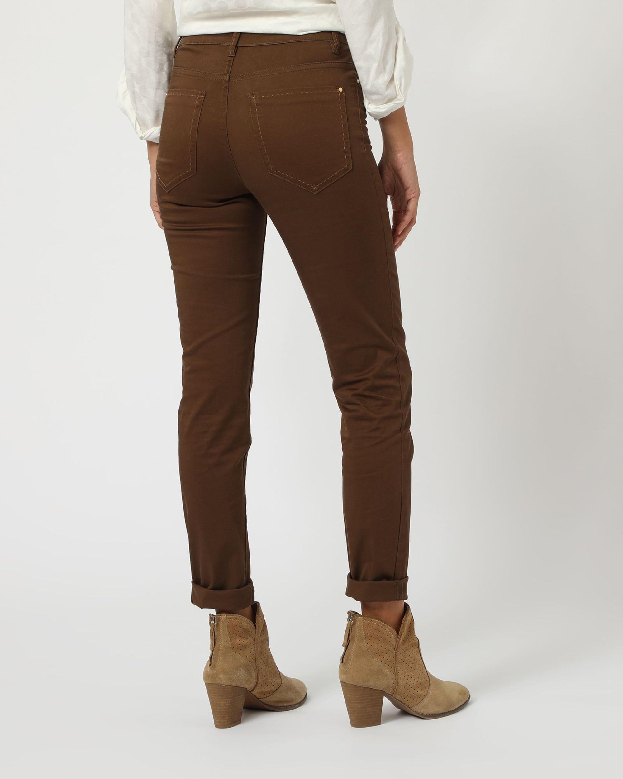Pantalón mujer recto, jeans, outfit algodón diseño liso, bolsillos delanteros y traseros, cintura con trabillas, botón dorado, cierre cremallera, color marrón, talla 38, cómodo, versátil ✅Entrega 24/48h