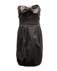 Vestido con lazo
