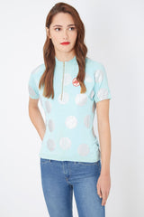 Camiseta mujer, t-shirt, blusa moda, manga corta, cuello mao cremallera, diseño lunares plateados, azul claro, talla L, cómoda, versátil, look fresco casual, marca Laga ✔️Entrega 24/48h