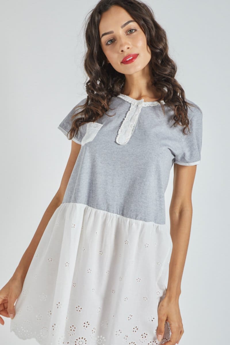 Vestido mujer bicolor, dress casual elegante, modelo 2 en 1 falda bordado inglés, cuello redondo, manga corta, cierre botones, gris blanco, talla L/XL, cómodo, versátil, elegante ✅Entrega 24/48h