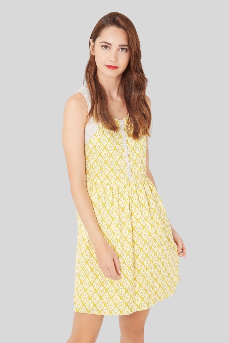 Vestido sin mangas mujer, dress geométrico casual, tela suave, corte corto, ideal verano, look urban, diseño favorecedor, color amarillo, talla L, fresco, versátil, moderno, outfit diario, cómodo, expresivo, ✅Entrega 24/48h