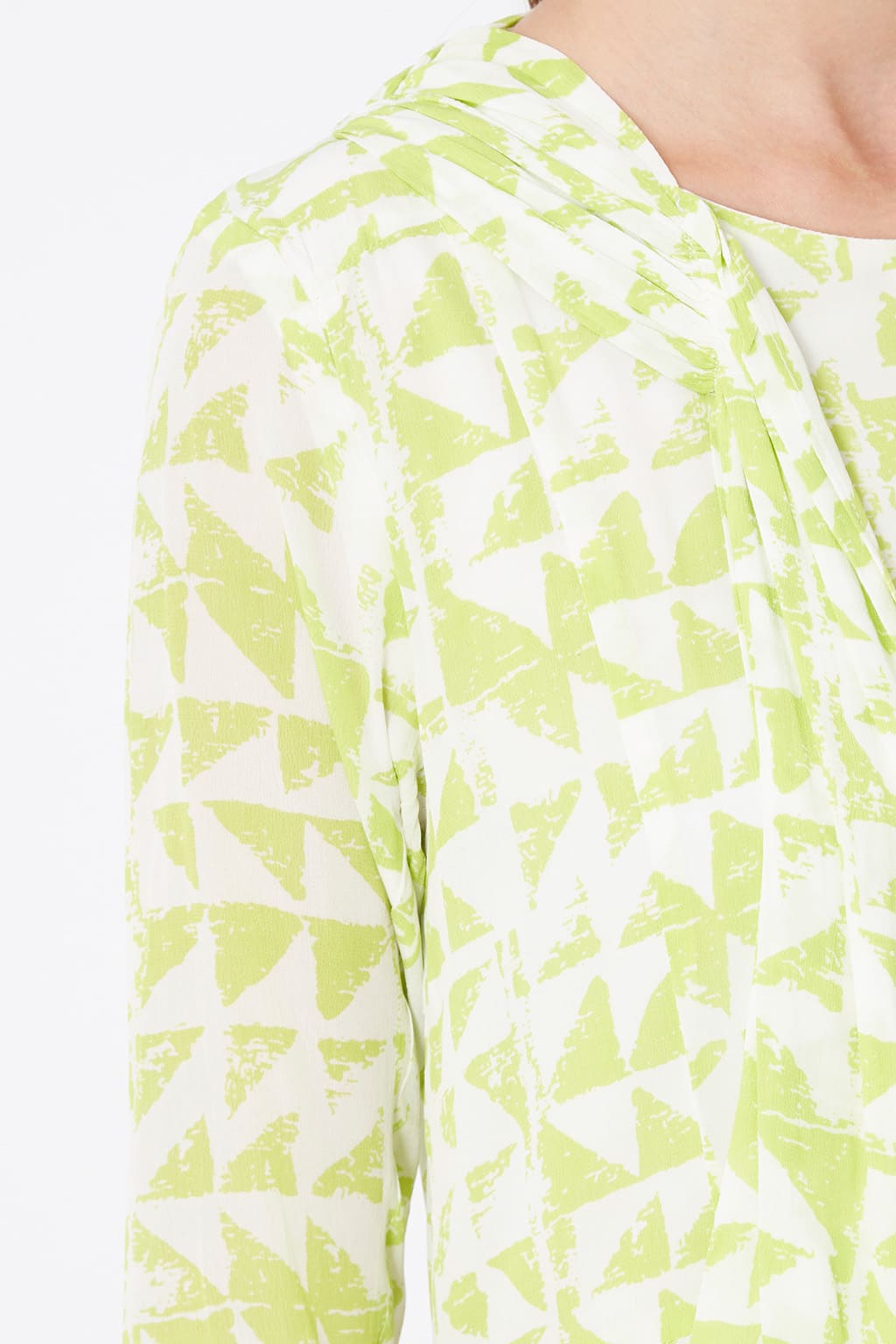 Vestido corto, dress moderno estampado geométrico, tela ligera, manga tres cuartos, estilo casual, colores blanco y verde, talla L, cómodo y versátil ideal uso diario o urbano, outfit primavera verano ✅Entrega 24/48h