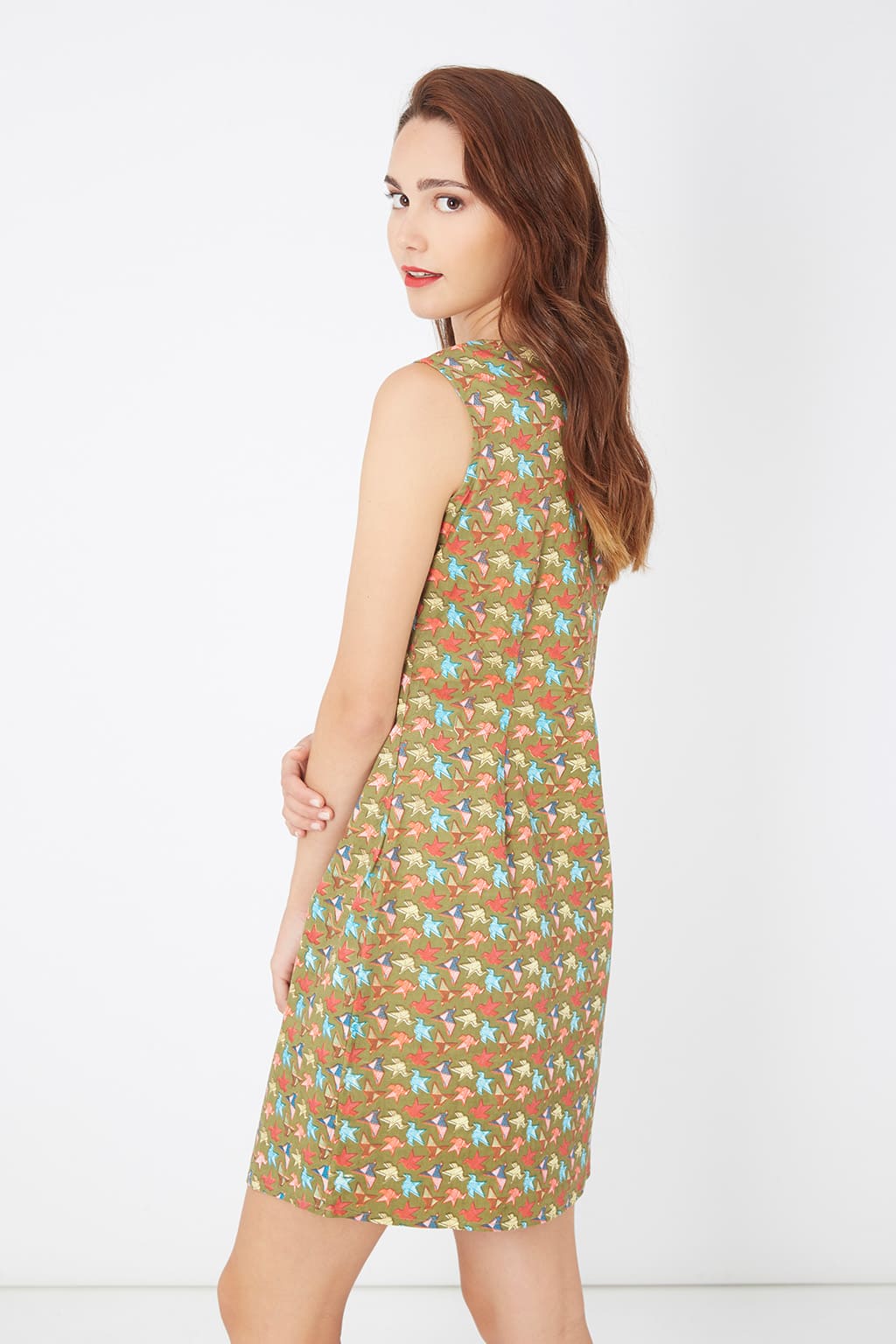 Vestido sin mangas mujer, dress casual verano, outfit estampado flores, tejido suave y fresco, corte recto, estilo juvenil, color beige, talla M, cómodo y versátil, ideal oficina y ocio ✅Entrega 24/48h
