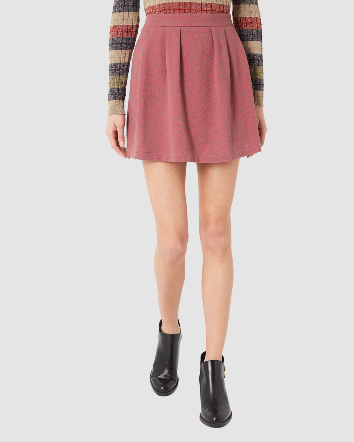 Falda mini mujer, falda corta estilo evasé, diseño plisado liso, tiro alto, tejido suave, look elegante y casual, cómoda, color rosa, talla 38, urbana, combinable blusas, botines, versátil ✅Entrega 24/48h