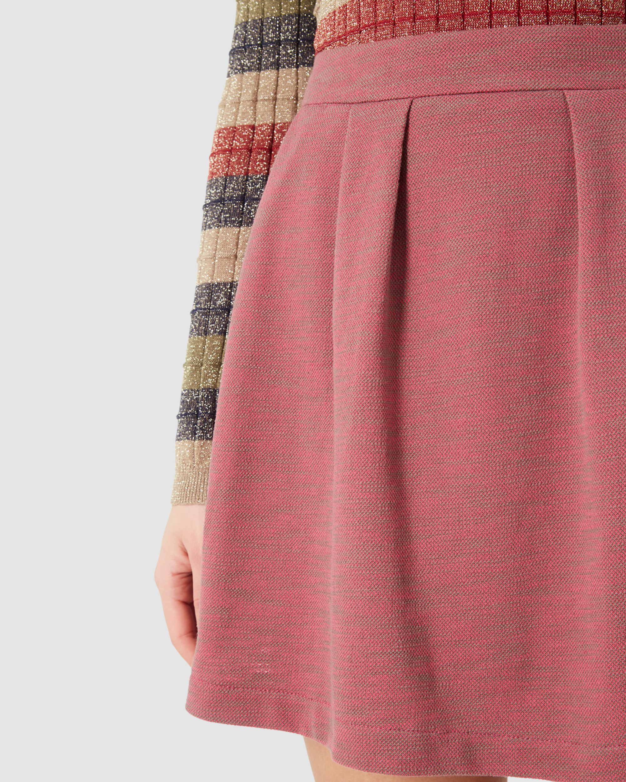 Falda mini mujer, falda corta estilo evasé, diseño plisado liso, tiro alto, tejido suave, look elegante y casual, cómoda, color rosa, talla 38, urbana, combinable blusas, botines, versátil ✅Entrega 24/48h