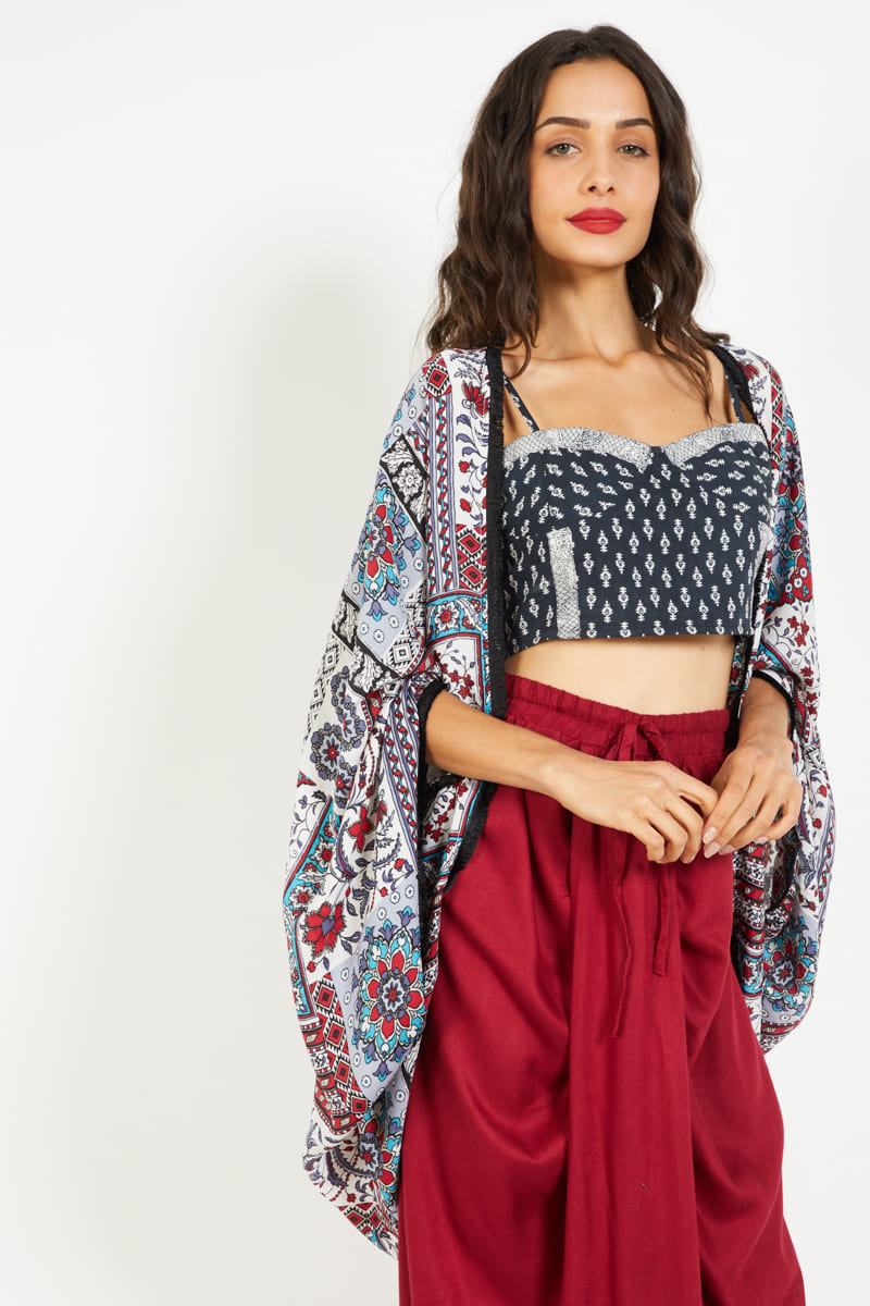 Kimono mujer, chaqueta ligera, estampado floral, viscosa, manga 3/4, flecos decorativos, estilo boho chic, corte holgado, color multicolor, talla L, look versátil ideal primavera-verano, cómodo y estiloso ✅Entrega 24/48h