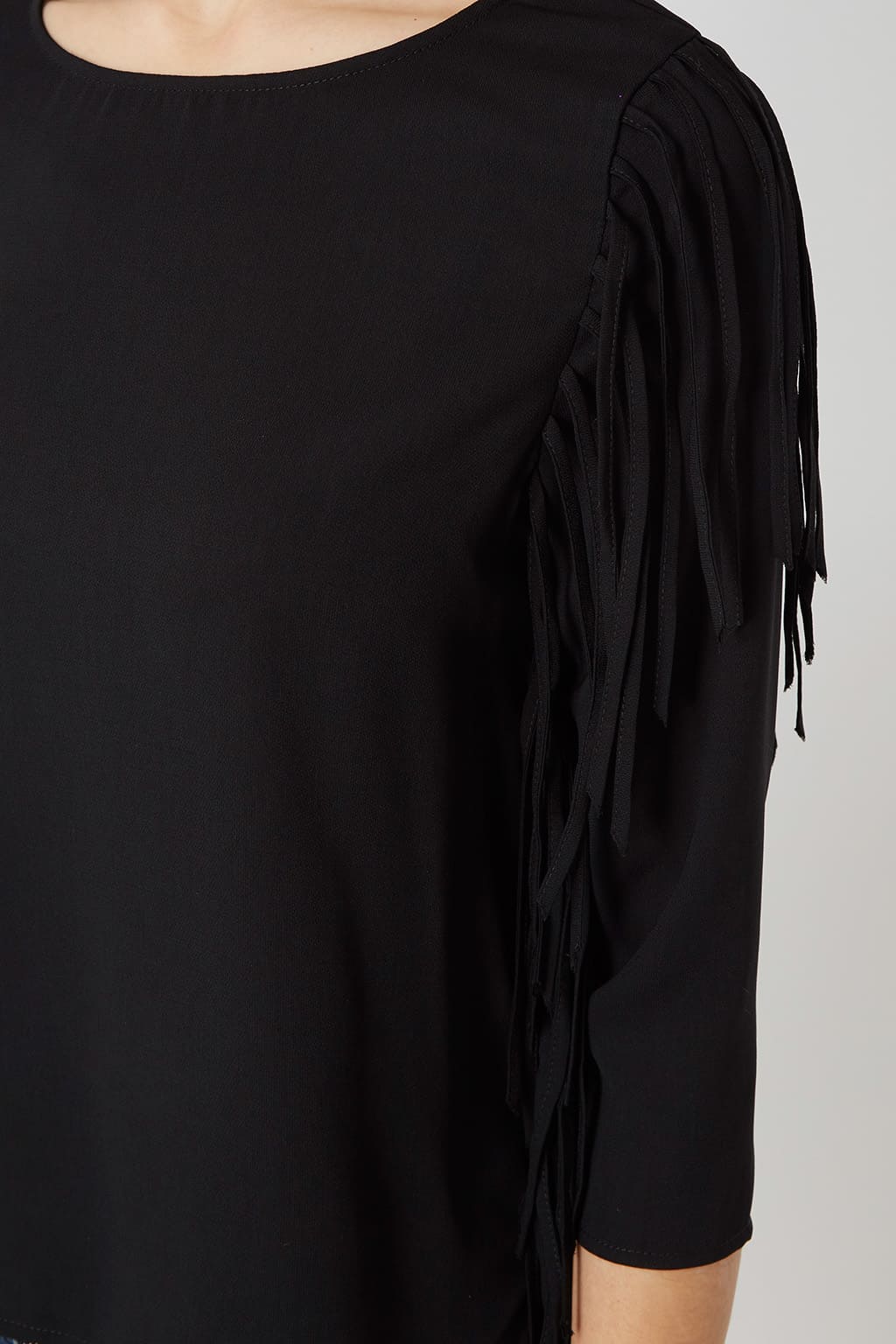 Blusa mujer elegante negro, blusa casual, top con flecos, manga larga, cuello redondo, estilo moderno, talla L, ideal oficina y eventos, versátil y cómoda, tendencia urbana, entrega rápida ✅Entrega 24/48h