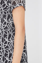 Vestido corto moderno para mujer, dress estampado geométrico exclusivo, modelo manga corta, tejido suave y ligero, estilo urbano oficina, color negro, talla L, cómodo, versátil, sofisticado ✅Entrega 24/48h
