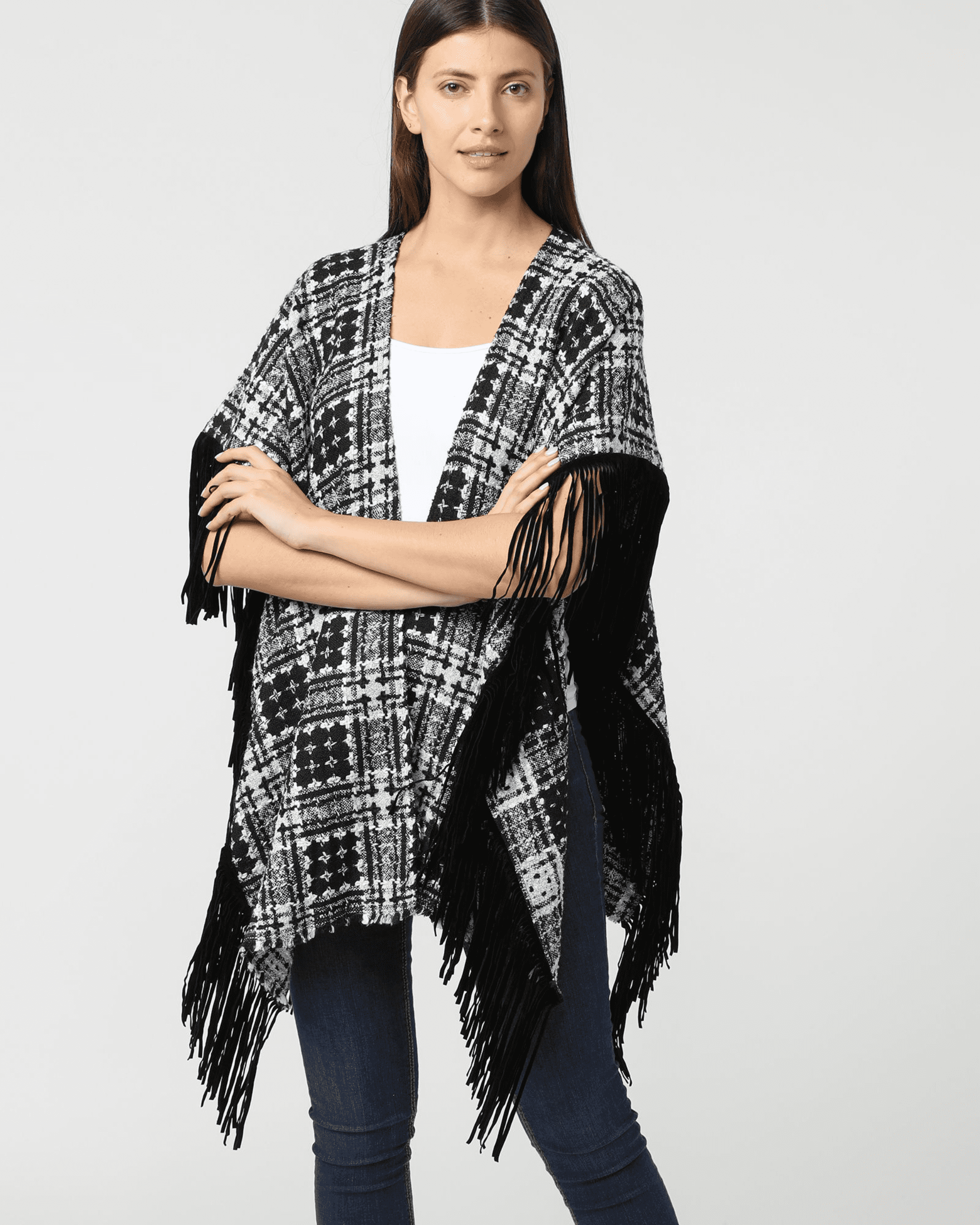 Poncho mujer, capa punto, diseño cuadros, flecos largos, tacto aterciopelado, brillante, talla única, ideal abrigo otoño invierno, cómodo y elegante, blanco y negro, ✅Entrega 24/48h