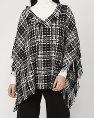 Poncho mujer tejido, capa fashion, flecos laterales, diseño cuadros, efecto aterciopelado, estilo elegante casual, talla única, color negro, abrigo entretiempo, suave, versátil, único ✅Entrega 24/48h