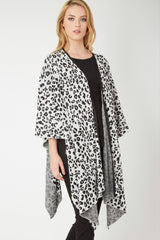 Kimono mujer animal print, cardigan ligero, manga amplia, corte holgado, estilo urbano, tejido suave, ideal entretiempo, colores gris/negro, tallas L/XL, versátil y sofisticado, moderna tendencia ✅Entrega 24/48h
