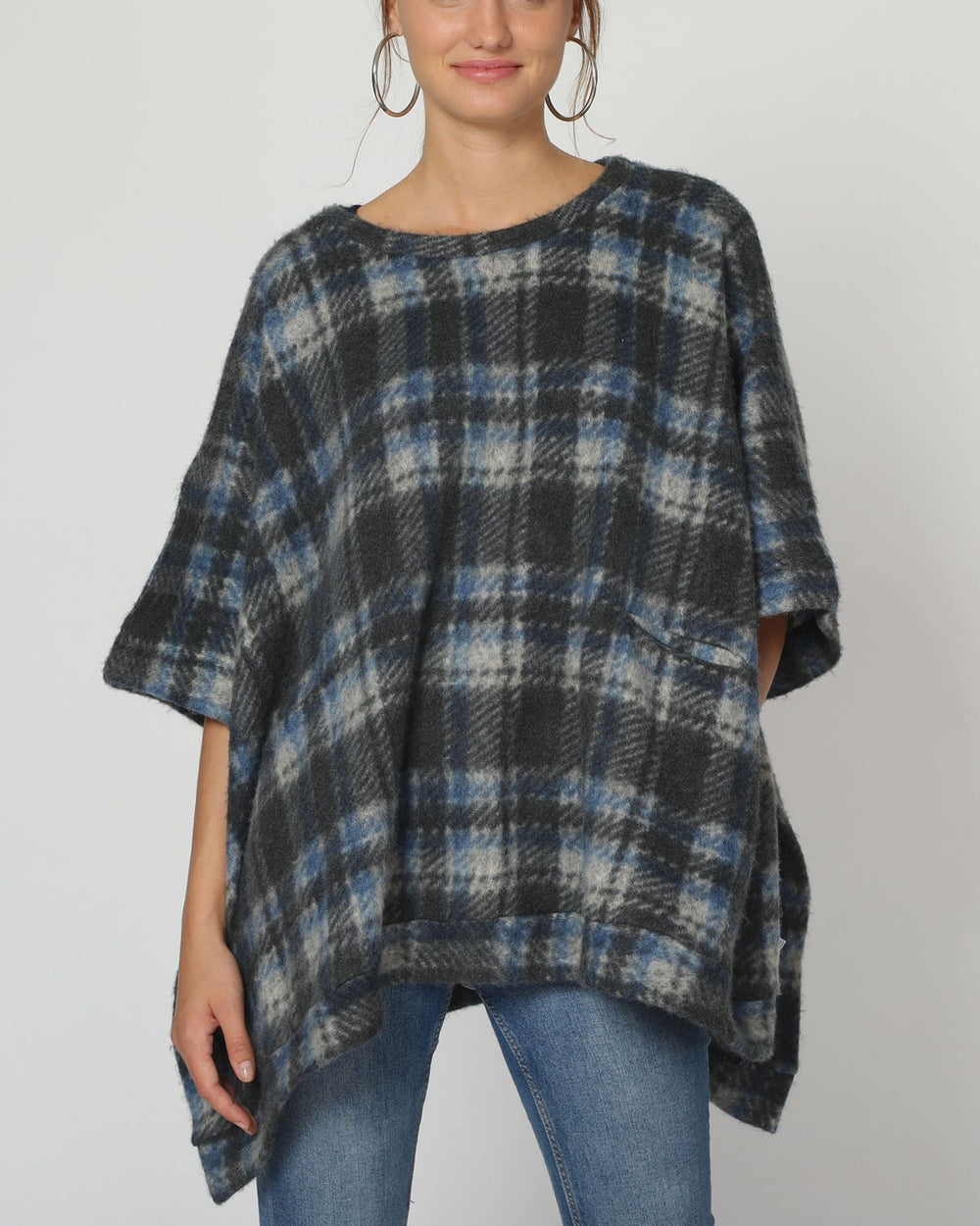 Poncho  Love & Money