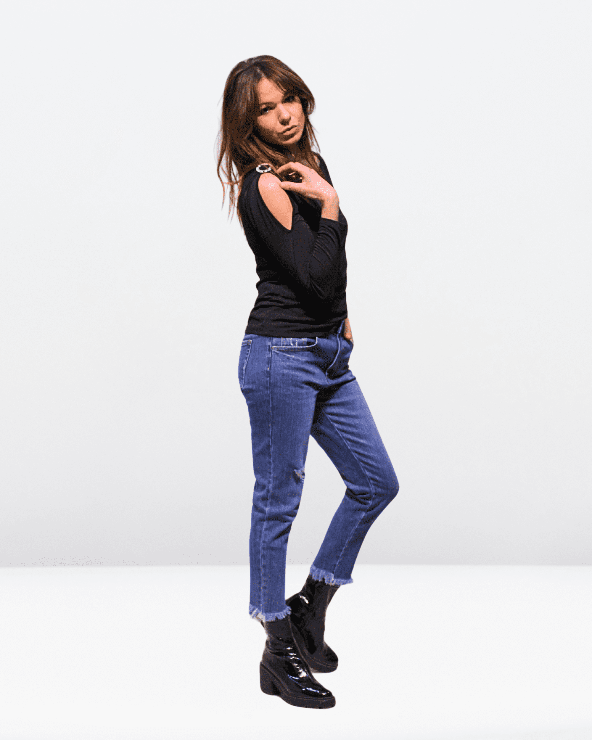 Top mujer hombros descubiertos, blusa manga larga, volantes, cuello redondo, corte crop, color negro, talla 38, versátil, cómodo, tendencia otoño-invierno, outfit moderno, casual elegante ✅Entrega 24/48h
