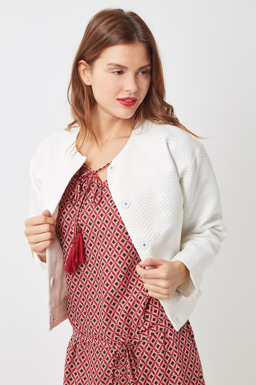 Chaqueta mujer textura elegante, abrigo corto, cuello redondo, cierre corchetes, manga larga, material ligero, estilo moderno, color blanco, talla 42, cómoda y versátil uso diario oficina eventos ✅Entrega 24/48h