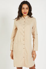 Vestido mujer camisero liso dress outfit formal casual modelo LA-180050 manga larga autorregulable corte recto botones frontal elegante cómodo color beige talla 38 versátil oficina ✅Entrega 24/48h
