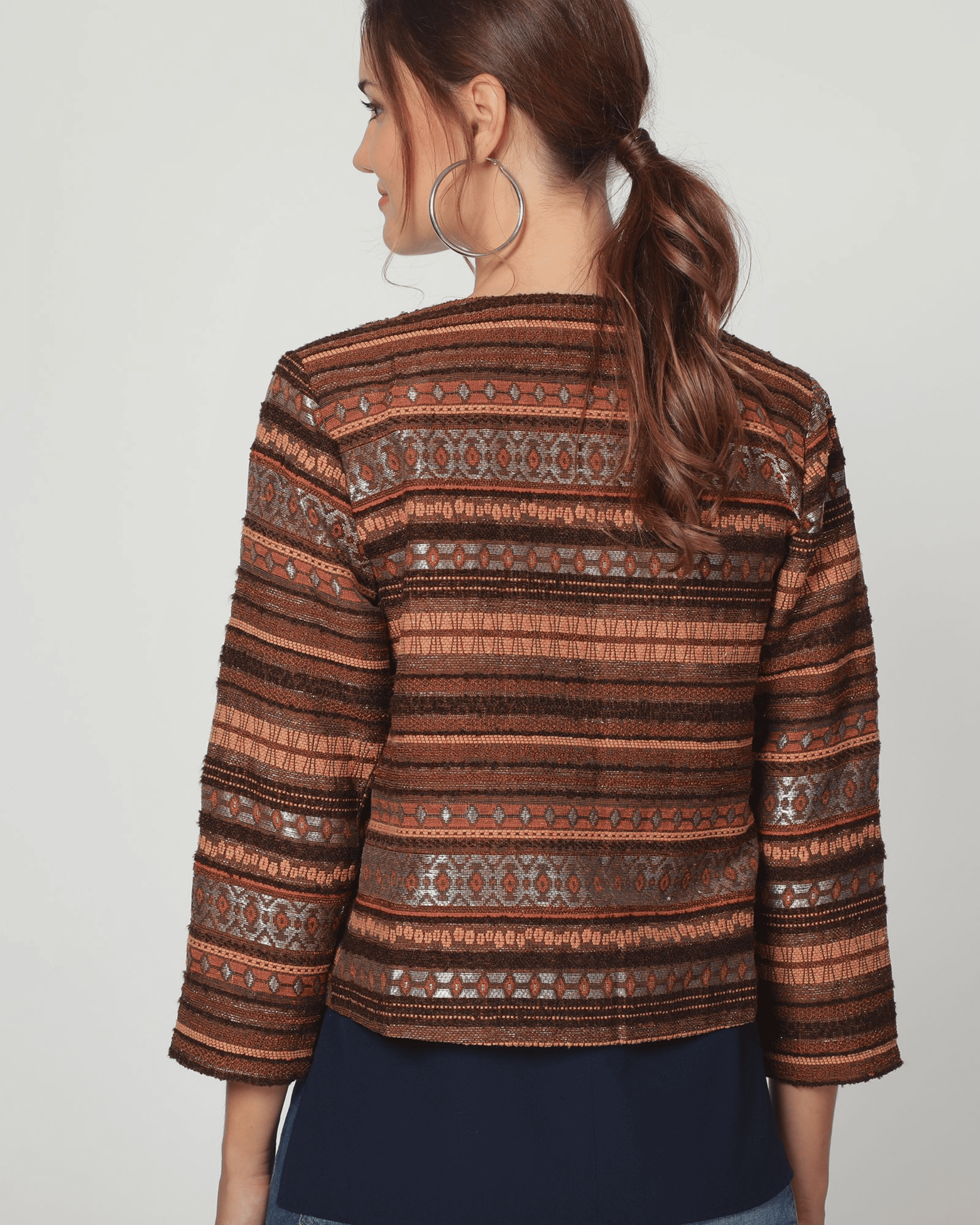 Chaqueta jacquard mujer, blazer, cardigan diseño étnico tejido suave corte recto manga tres cuartos ligera estilo bohemio urbana sofisticada marrón talla 38 look versátil elegante cómoda ✅Entrega 24/48h
