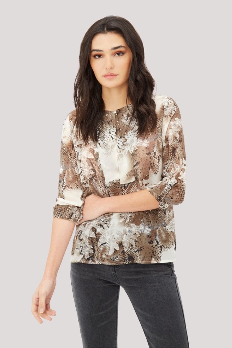 Blusa mujer, top, camisa tejido ligero superpuesto estampado floral reptil, viscosa cuello redondo, manga tres cuartos, marrón beige blanco, elegante versátil talla 38, combina jeans oficina urbana ✅Entrega 24/48h