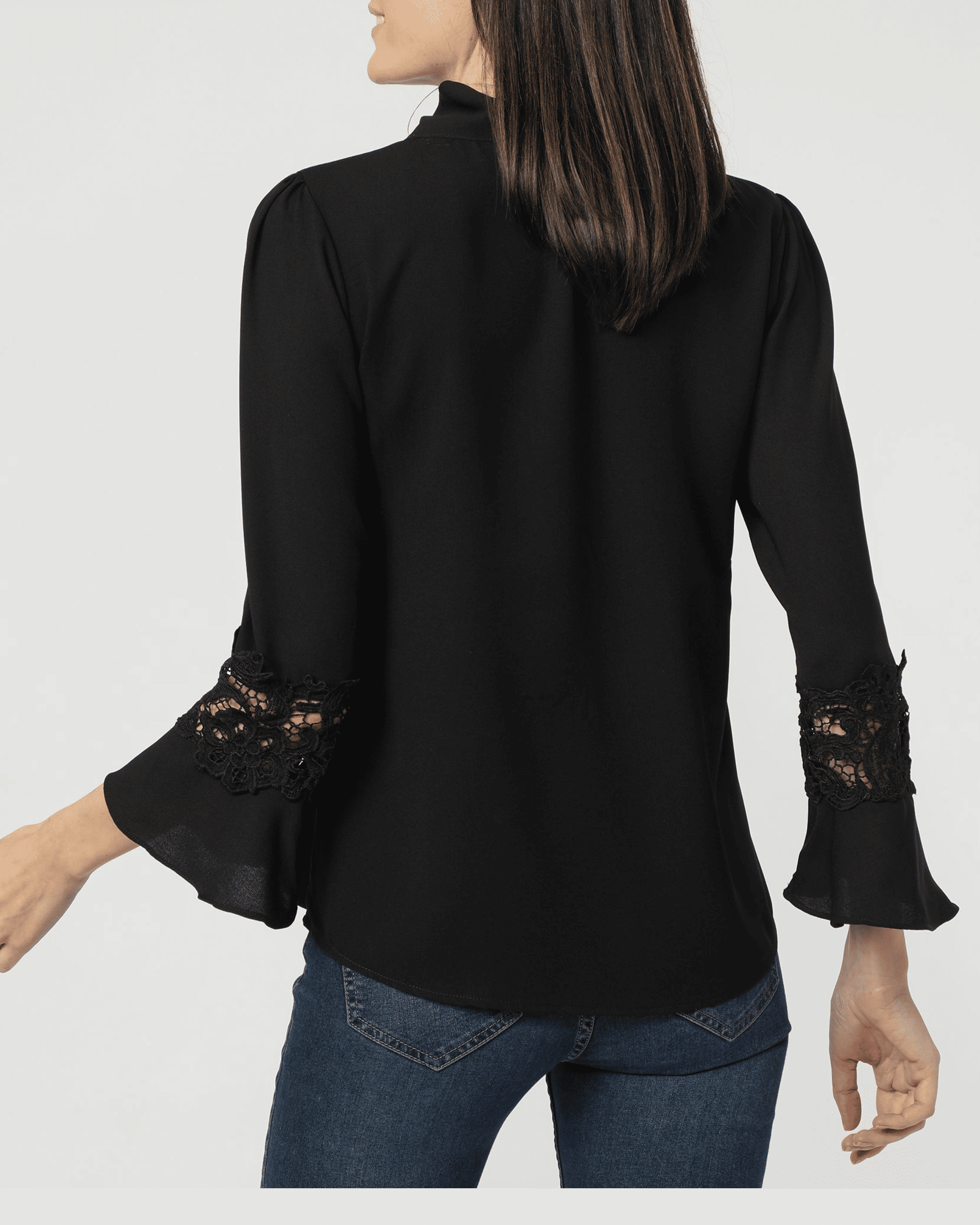 Blusa mujer negra elegante, diseño liso, lazo cuello tipo corbata, bordado floral, manga larga encaje, talla 38, cómoda y versátil, estilo casual o formal, fácil combinar, ideal oficina o eventos ✅Entrega 24/48h