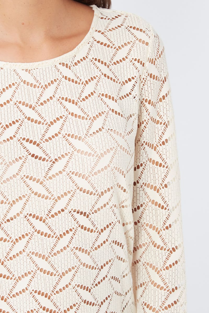 Blusa encaje, camisa calada, manga larga, diseño elegante, estilo femenino, tejido ligero, ideal primavera, combina con jeans o faldas, talla 38, color marfil, versátil, sofisticada ✅Entrega 24/48h
