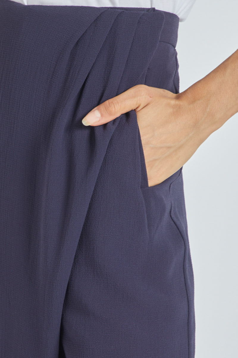 Bermuda mujer, short elegante, efecto falda delantera, tiro alto, corte recto, bolsillos laterales, cierre cremallera y botón, color azul, talla 38, cómodo versátil elegante ✅Entrega 24/48h